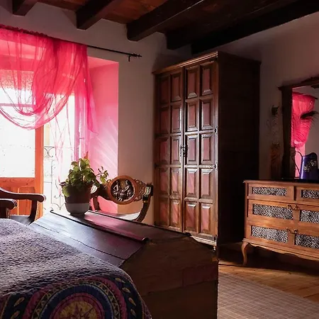 Hostal-resturante La Moruga Guest house Hortiguela